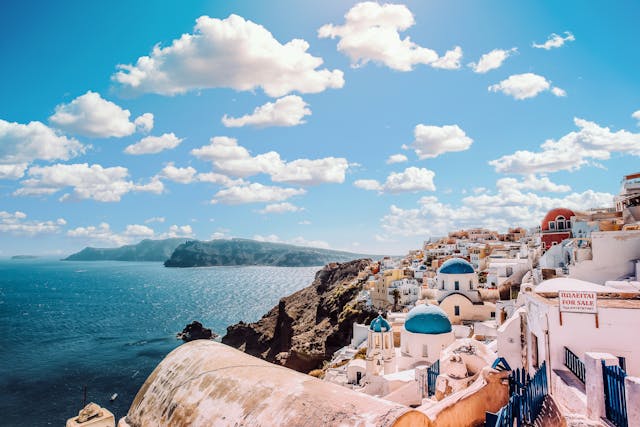 Memorable Vacation Spots - a picturesque paradise - Santorin - Greece